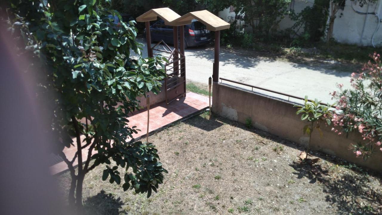 Garden Maisonnette 2-Bedrooms Sleeps 6 Adults 200M From Sandy Beach 艾斯普罗瓦塔 外观 照片