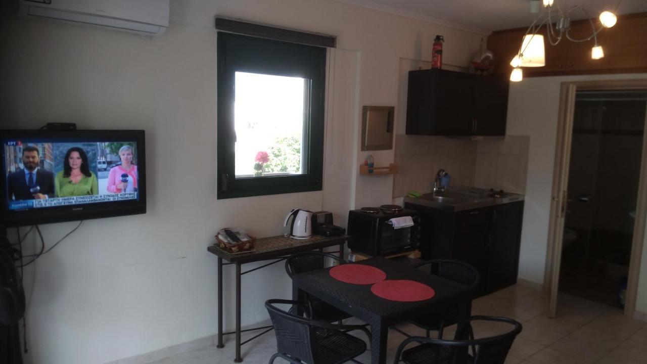 Garden Maisonnette 2-Bedrooms Sleeps 6 Adults 200M From Sandy Beach 艾斯普罗瓦塔 外观 照片