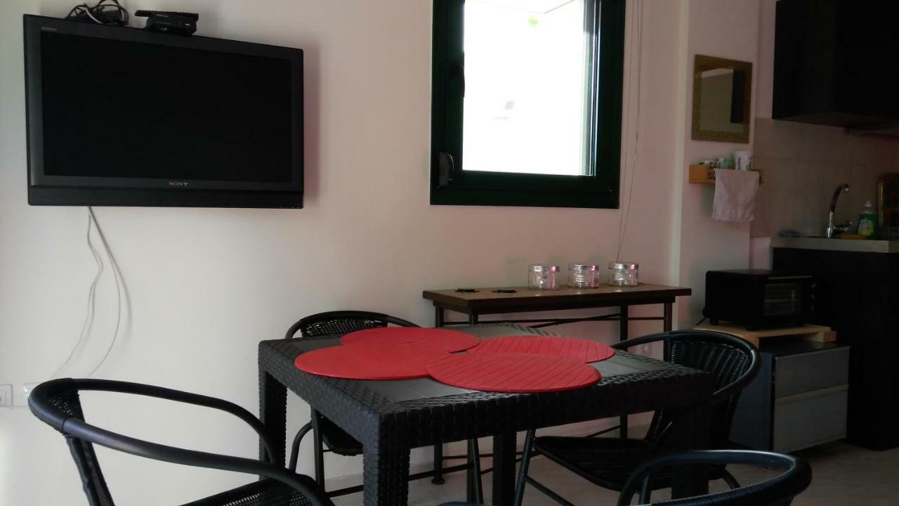 Garden Maisonnette 2-Bedrooms Sleeps 6 Adults 200M From Sandy Beach 艾斯普罗瓦塔 外观 照片